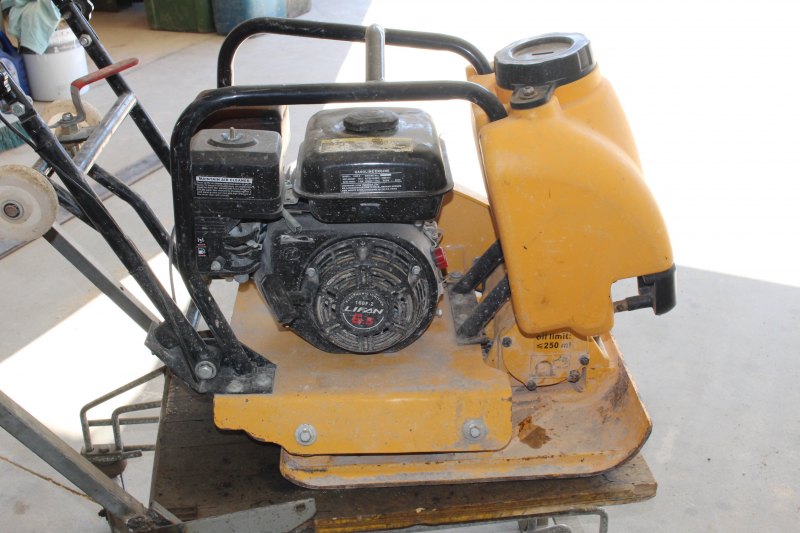 Compactador - Desentupimentos Vitor Coelho / Goldasfalto Zona Oeste